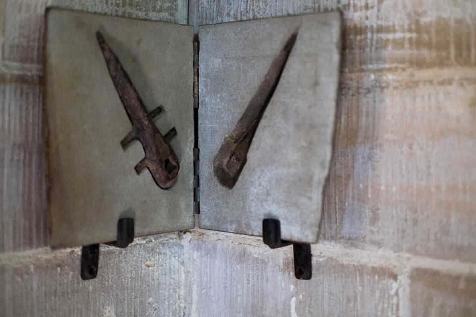 Last couple of hours of #handtoolsmatter.  It has been an inspiring few weeks at All Saints Church, GL6 0JS.  I'm here until 6pm today. #whatsoningloucestershire #whatsoninstroud #whatsoninthecotswolds #exhibitions #sculpture #stroud #artinstroud #visualartsouthwest <a href="/GLwhatson/">GL What's On</a>