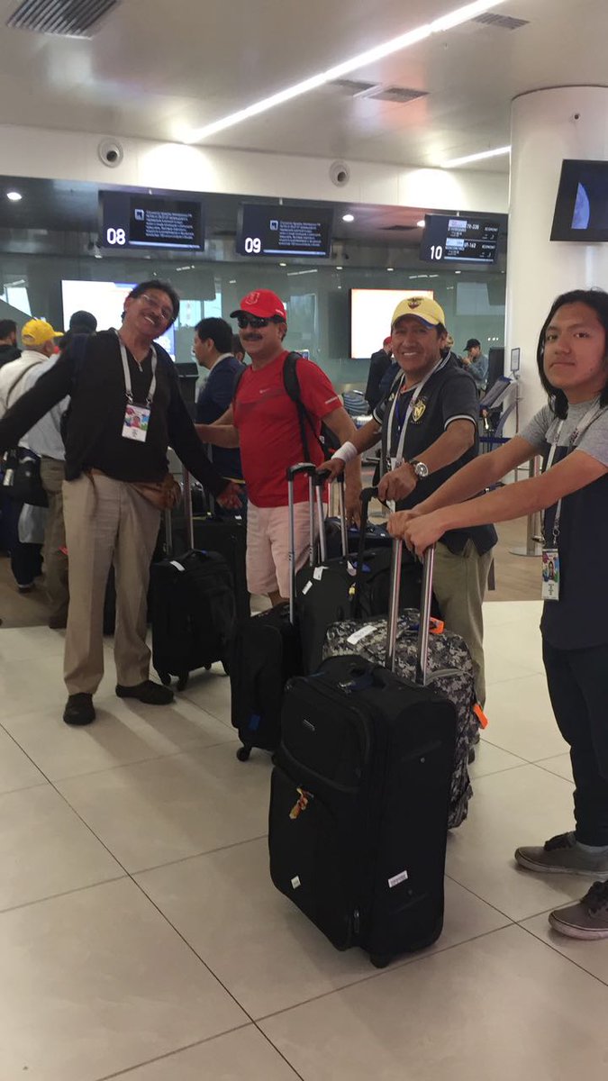 WayQuito's tweet photo. Nuestros #ViajerosFutboleros están de regreso a #Moscú luego de pasar varios días en ##NighnyNovgorod. Mañana viajarán a #SanPetersburgo a disfrutar de las semifinales de #Rusia2018 
Volarán en @aeroflot https://t.co/zZlKK6xWcv