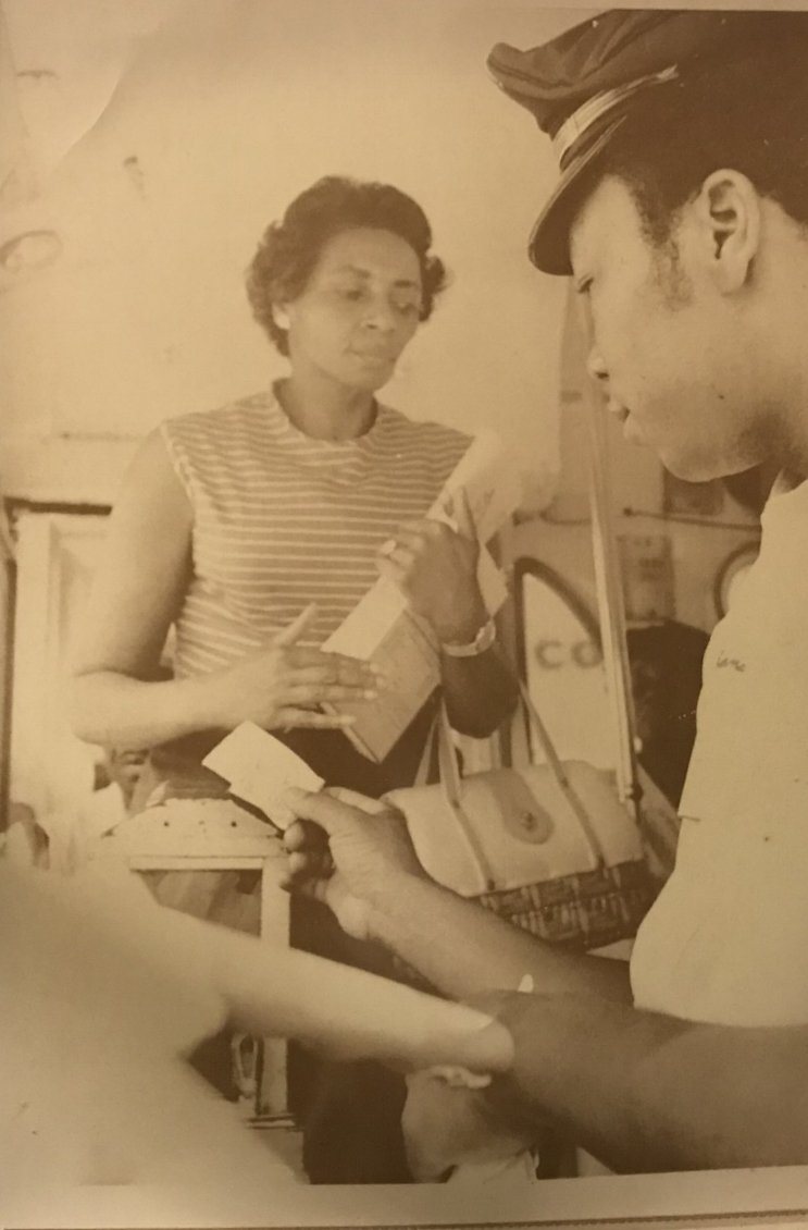 dc1968project's tweet photo. #otd-ish 8 july #1968 passenger pays her fare #70bus. bus driver, homer drye, gives her #transfer. #dc #dc1968 adults paid 25 cents, children 10 cents, 4-pack of tokens 98 cents. share yr 70 bus stories. @dcpl #wmata #bus #georgiaavenue https://t.co/6aFFTWrkp8 https://t.co/diqabl4KV0