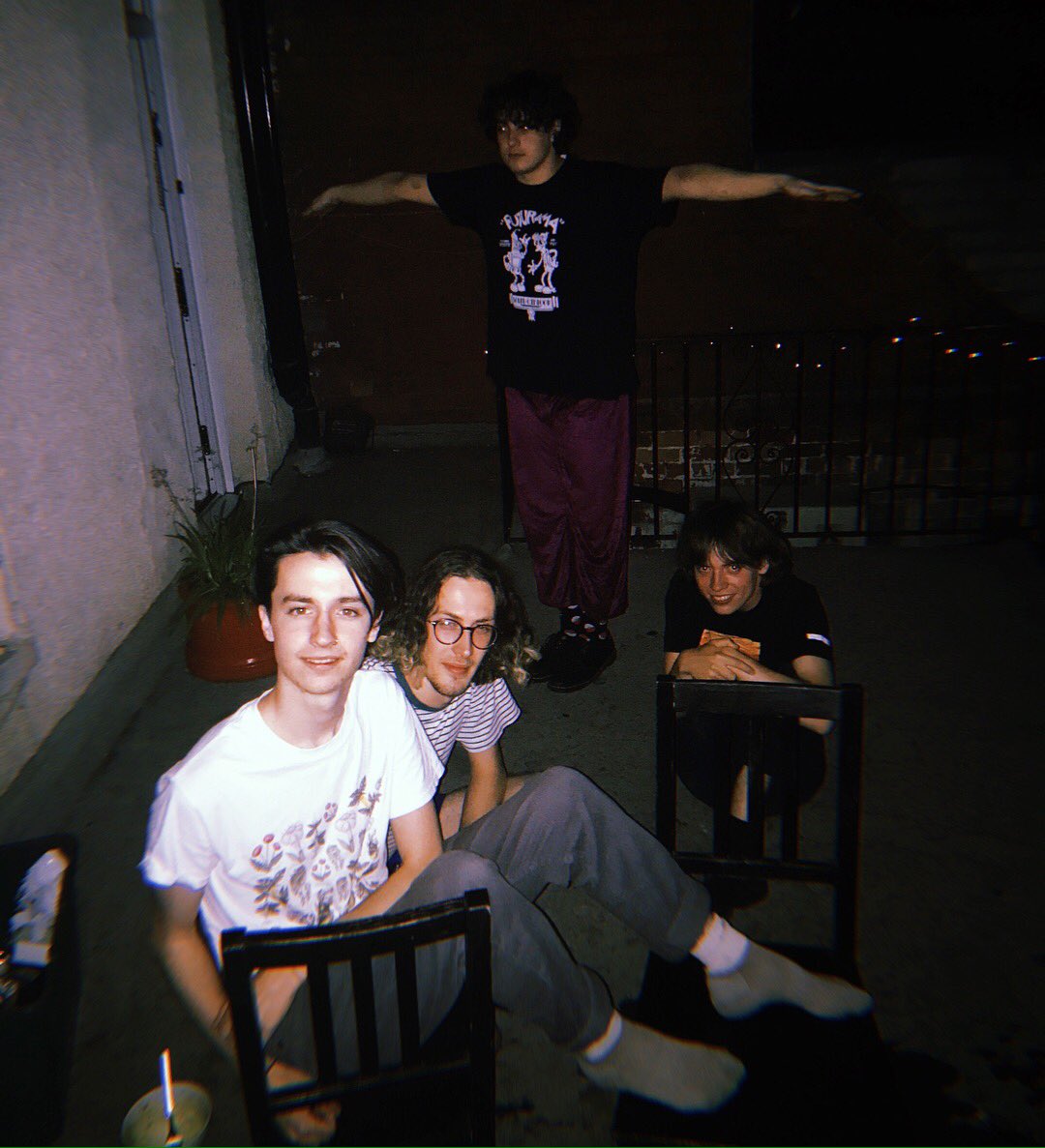 if u don't come to Crofters on Weds 
the boy in the background will appear at your bed TONITE

share and retweet or face the curse.exe