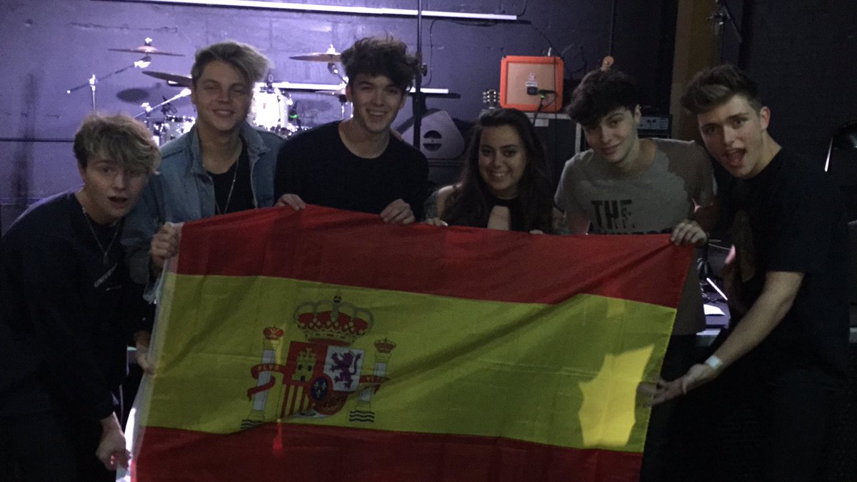 AESTHETlCSEAN's tweet image. I’ll miss these guys so much 😢❤️ #ThankYouOA