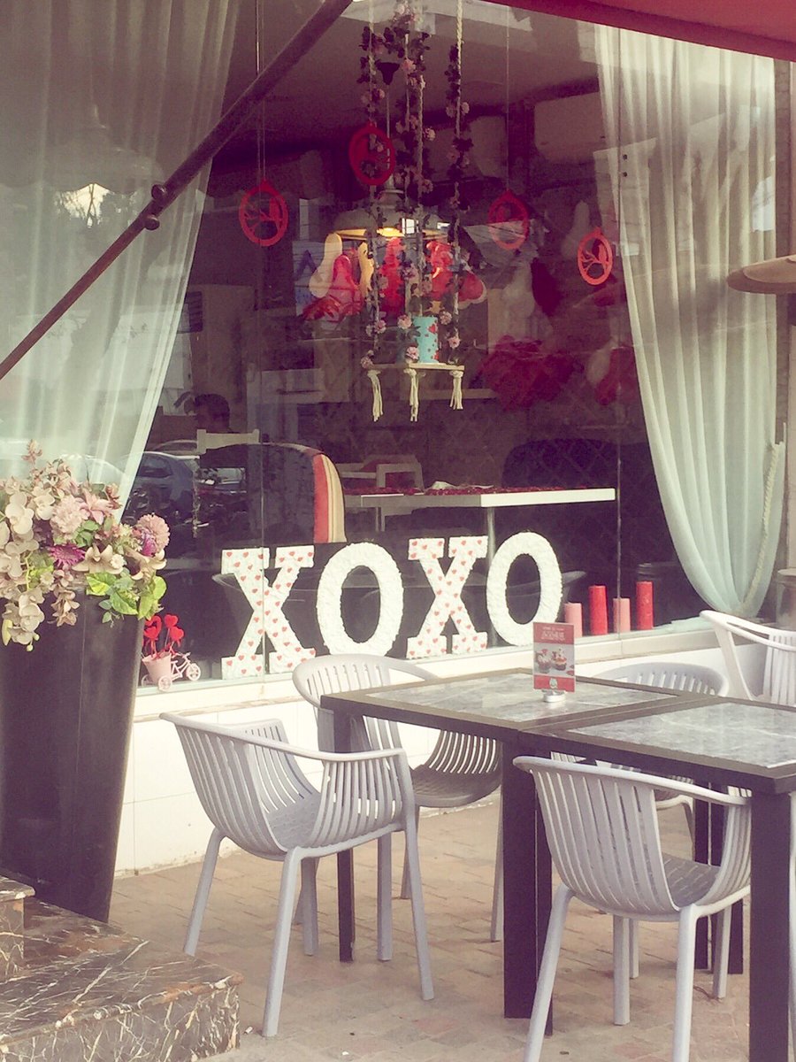 EventsQn's tweet image. Sweet affairs display #Valentines