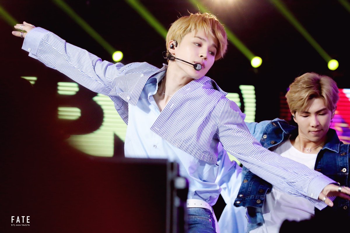 jiminhqpics's tweet photo. https://t.co/LPYgLgHJx4