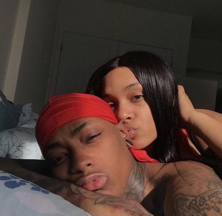 6 years ago today I saw this beautiful girl's avi, she was hot, nice smile so I decided to dm and try shoot my shot. 😍😍
6 years now that bitch Ann has never replied and this is not us, I don't even know who they are. 😫😫