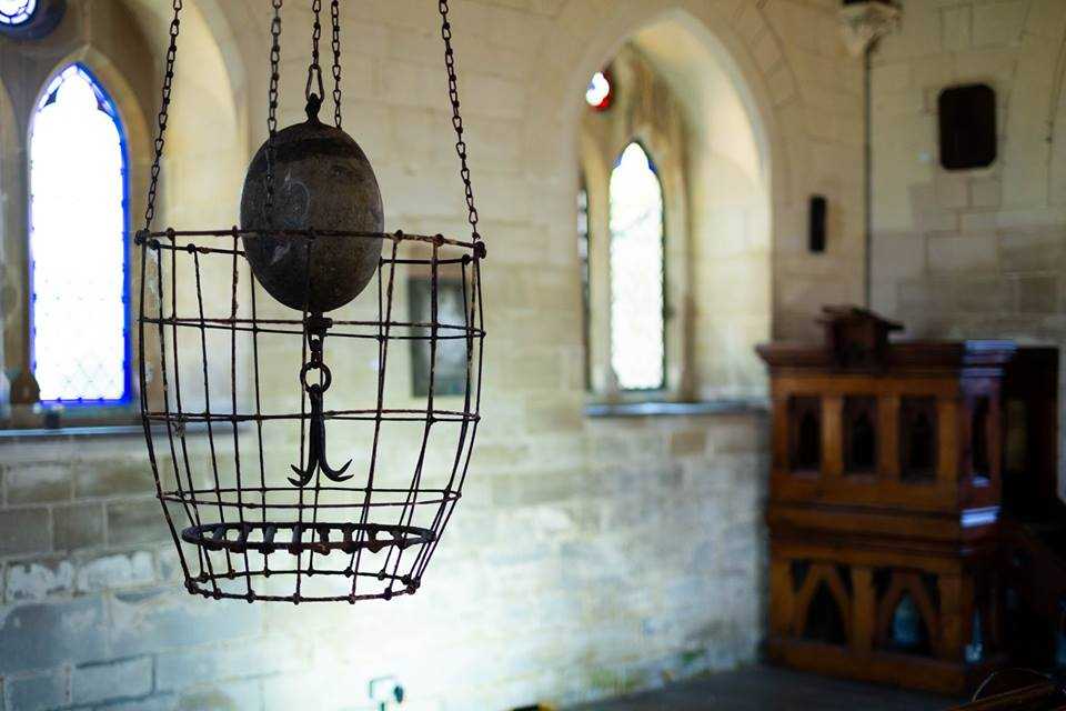 Only 1 hour to go of #handtoolsmatter. I've loved working in the stunning All Saints Church, Shortwood, GL6 0JS.  Still time to pop in &amp; say hello before 6pm.#whatsoningloucestershire #whatsoninstroud #whatsoninthecotswolds #stroud #artinstroud #visualartsouthwest <a href="/GLwhatson/">GL What's On</a>