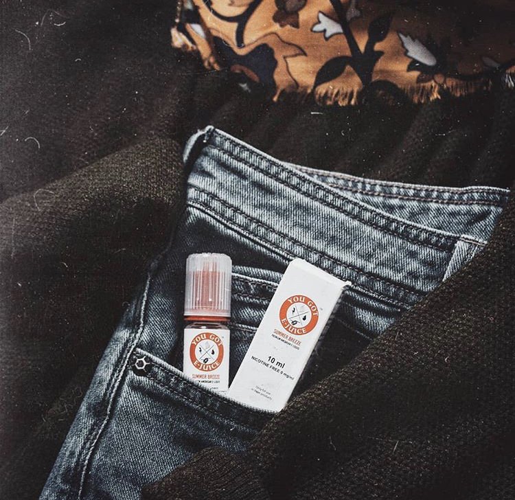 Pocket bottles to take everywhere.
.
@babsy189
.
#ejuice #eliquid #vapeadvocate #vapeallday #vaper #cloudchaser #vape #vapelife #vapeon #vapes #vapeshop #vapephotography #instavape #vapingstyle #instavaperz #vapeworld #vapelyfe #girlswhovape #guyswhovape #handcheck
