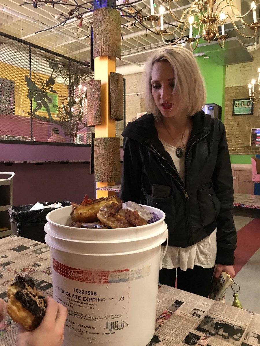 OfficiallyNTC's tweet image. Happy Birthday to our brilliant @Nikolobe_Ultra 

Hopefully your birthday is a bucket full of laughter, love and donuts! #HappyBirthday