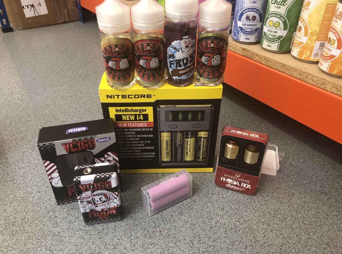 Washy’s Big Bundle of Goodies!! 
To be in with a chance of Winning...
✨Retweet and Follow us✨
🌟Winner drawn 1 week from Today🌟
💥Good luck to you All 💥