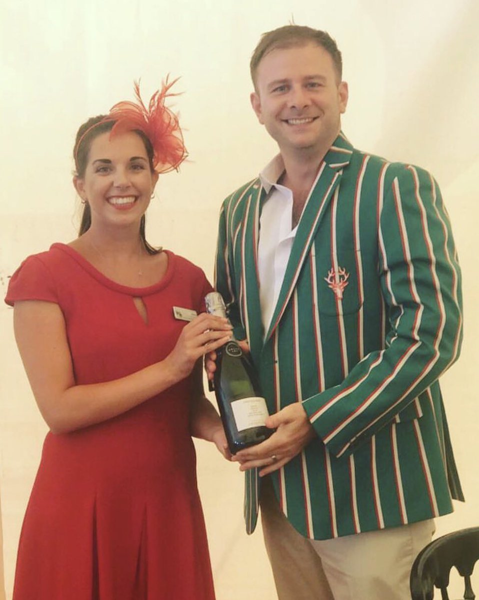 #Blazers #HenleyRoyalRegatta #bespoke #beerproof Get in touch for our club formalwear and sportswear deals 🙋🏻‍♂️