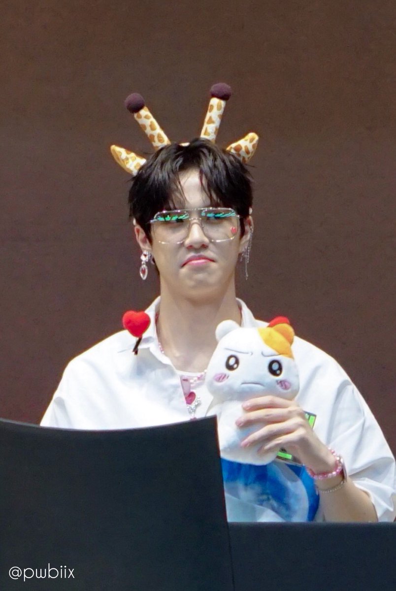 dxublebee's tweet image. 180708 목동 팬싸
#김동한 #선셋 #DONGHAN #SUNSET

เบะแรงเกินตุ๊กตา เบะให้ทุกคนเห็นแบบ 360 องศา 55555555555