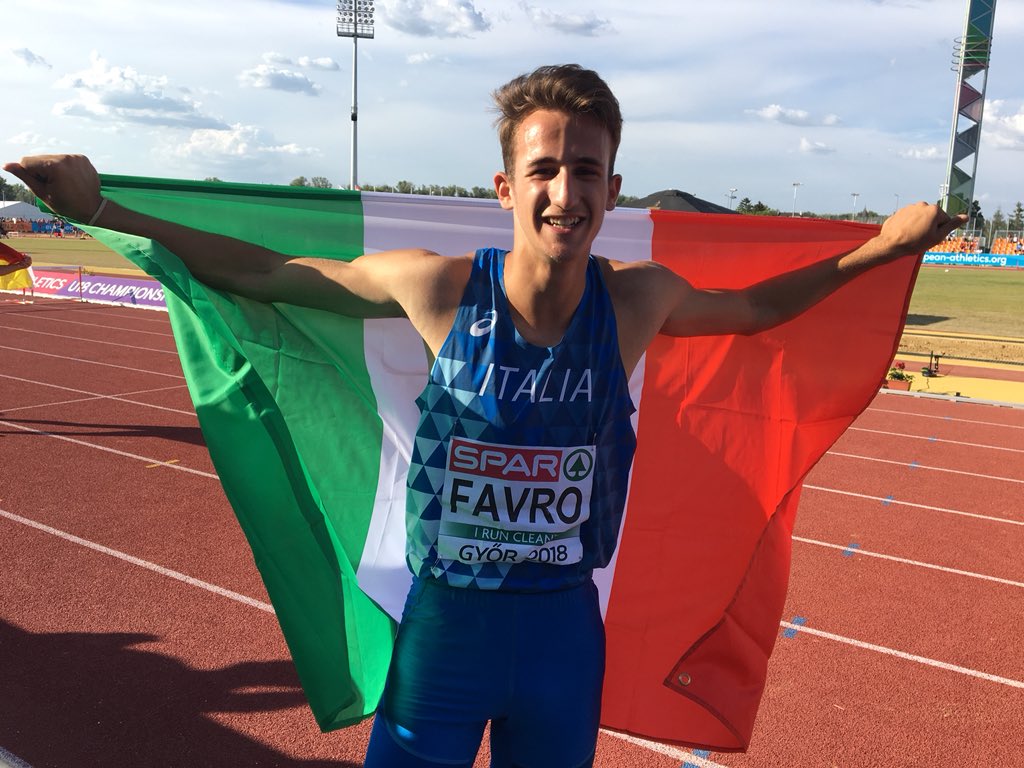 atleticaitalia's tweet photo. Ancora lui! DAVIDE FAVRO! Sulla stessa pedana del bronzo di #Eyof2017 conquista l’#ARGENTO agli Europei U18 #Gyor2018 con 7,29 (+4.1) @FidalPiemonte @ItaliaTeam_it https://t.co/eUgGX8TCVm
