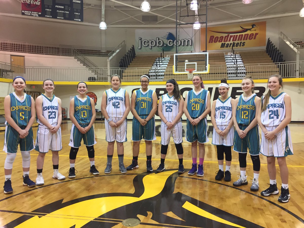 Worthy3434's tweet photo. Great job by Nautilus Express 2022 had great showings in the Run for the Roses national tournament 3-2 proud to be their coach!! https://t.co/O45c3XLS5S