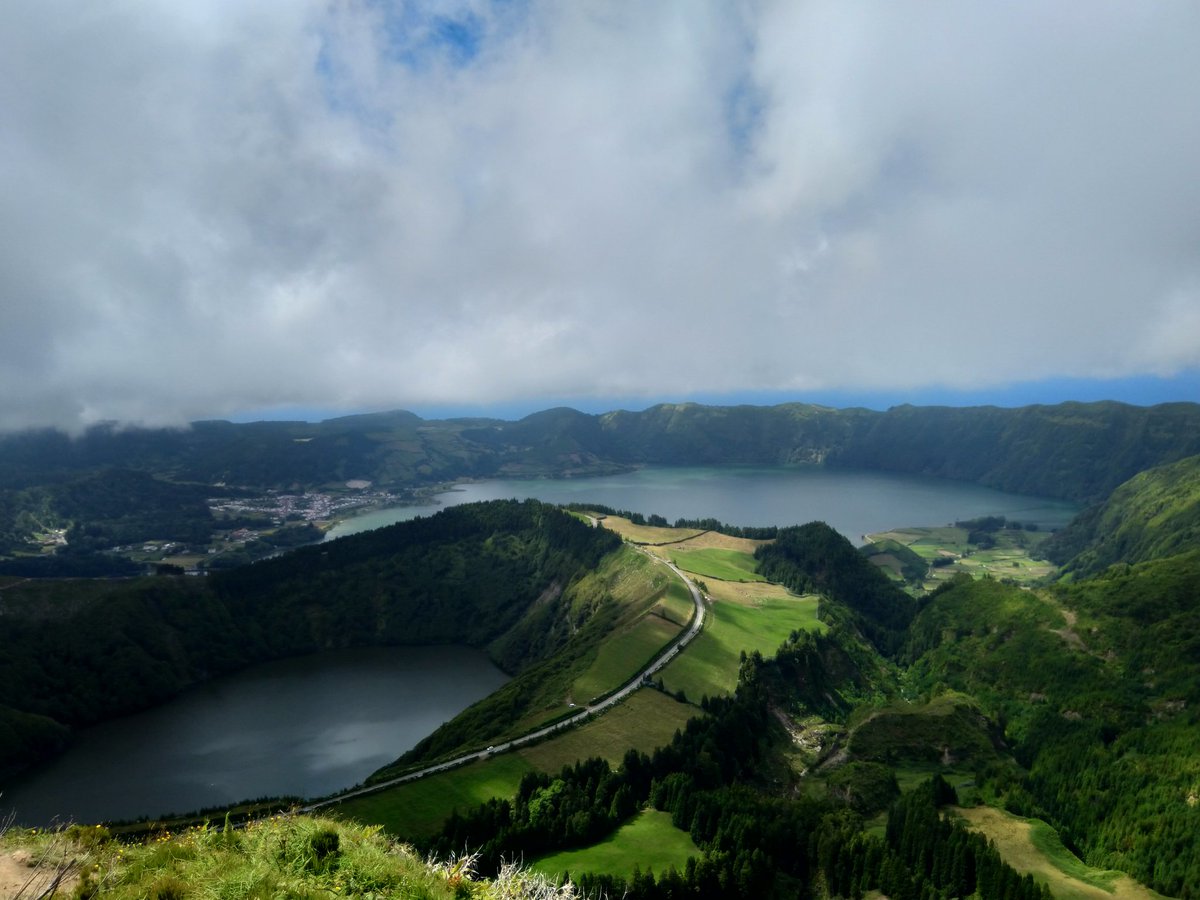 IC_Geophysoc's tweet image. And so ends a week of exploring the Azores! Our annual tour was, as expected, a profound success - much like this year has been for the GPS as a whole. Here's to next year!