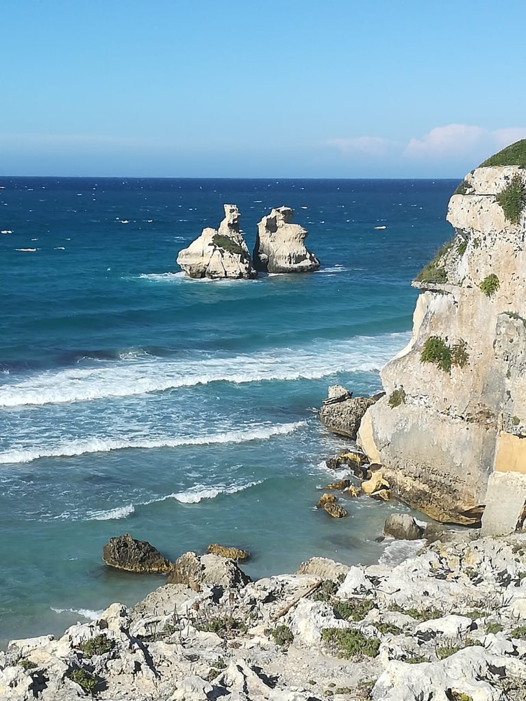 morsimagazine's tweet photo. Scorci dal #salento 😍 #visitpuglia #visitsalento #igerspuglia #igerssalento @VisitPugliaNET #food #frisa #burrata #pittule #insalatagrika https://t.co/9Xahi62V0P