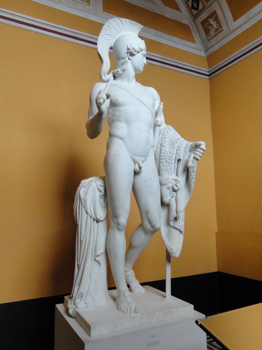 _classics_life_'s tweet photo. Jason with the Golden Fleece #Neoclassical #ClassicalSculpture #Copenhagen https://t.co/xbVXpehqs7
