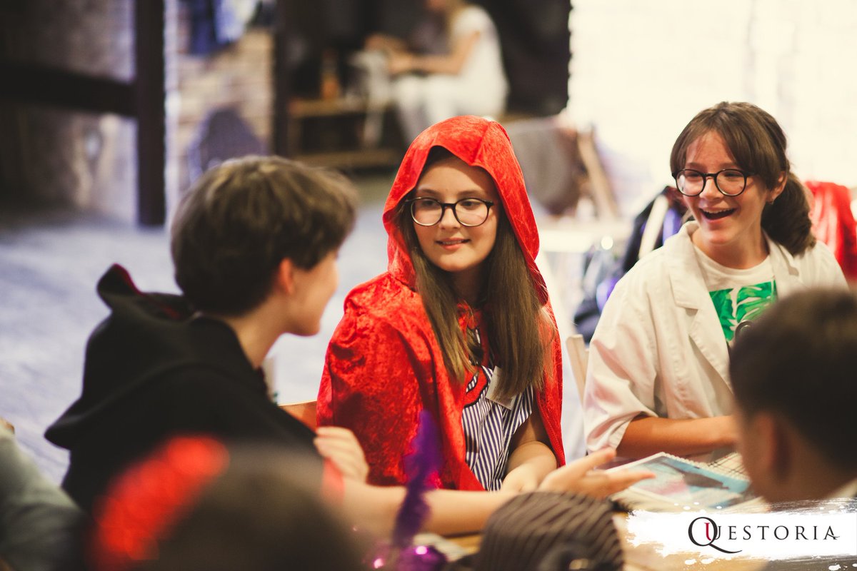 QuestoriaEn's tweet photo. Questoria's tabletop game scenarios are ideal for 1-2 hour gatherings. Just give us a call to pick a storyline, tell where to come, and a professional host will be knocking your door shortly. #questoria #tabletopgames #tabletop #teambuilding #friendsgettogether #game https://t.co/TwdPWhr6do