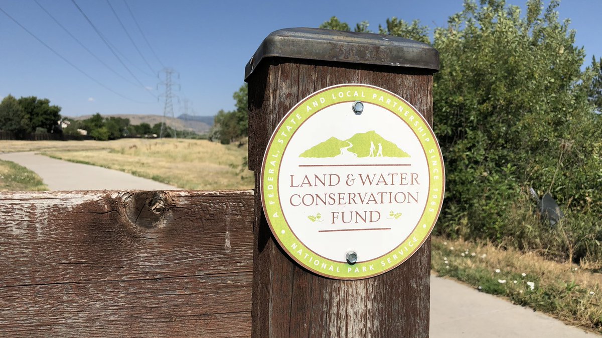 bucci_co's tweet image. Seeing signs like this on my morning run remind me that the Land &amp;amp; Water Conservation Fund is working hard to make my community a great place to live! #lwcf #conservation #localparks #findyourpark #arvada @cityofarvada cc: @SenBennetCO @SenCoryGardner