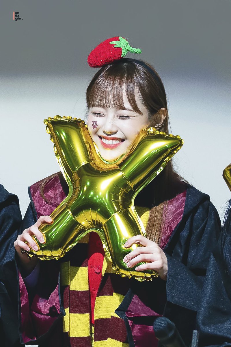 LOONALOOKS's tweet photo. https://t.co/CT136b4u8v