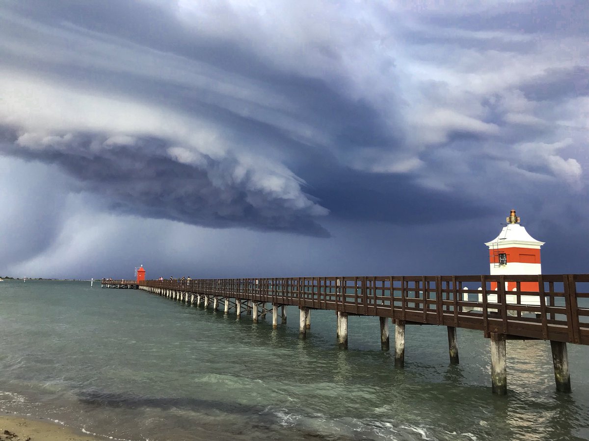 Sturmstimmung.

#mylignano #lignanosabbiadoroofficial #puntafaro