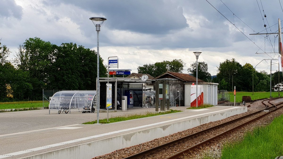BahnhoefeCH's tweet photo. Merci an @pokipsie für das #BahnhofsFotoCH von #StUrban https://t.co/tV6eRNvHjE @pokipsie #BahnhofsFoto https://t.co/kaxa5DRVzn