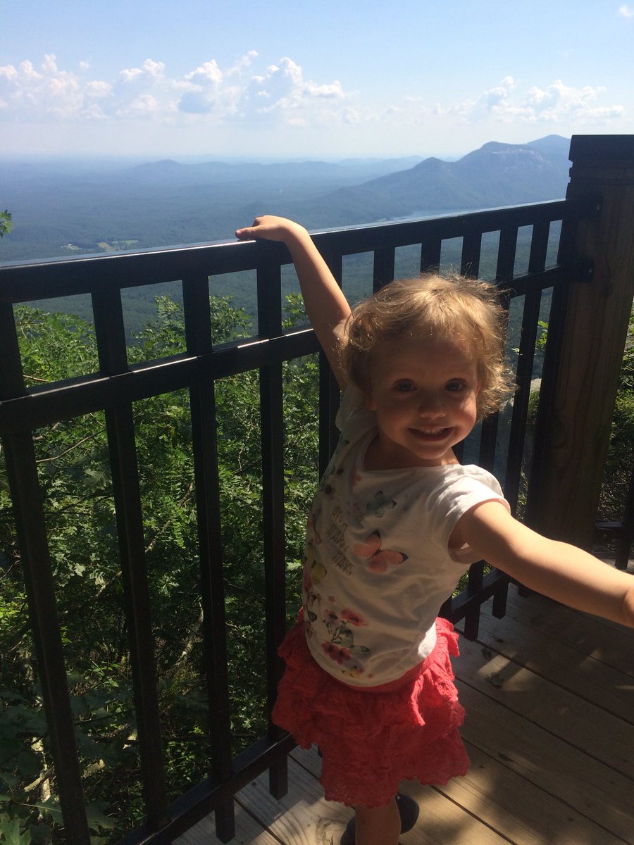 pepper_it_up's tweet photo. Enjoying God’s creation #Auntlife #SundayMorning sheneedstomovecloser https://t.co/kw9Qm4MPca