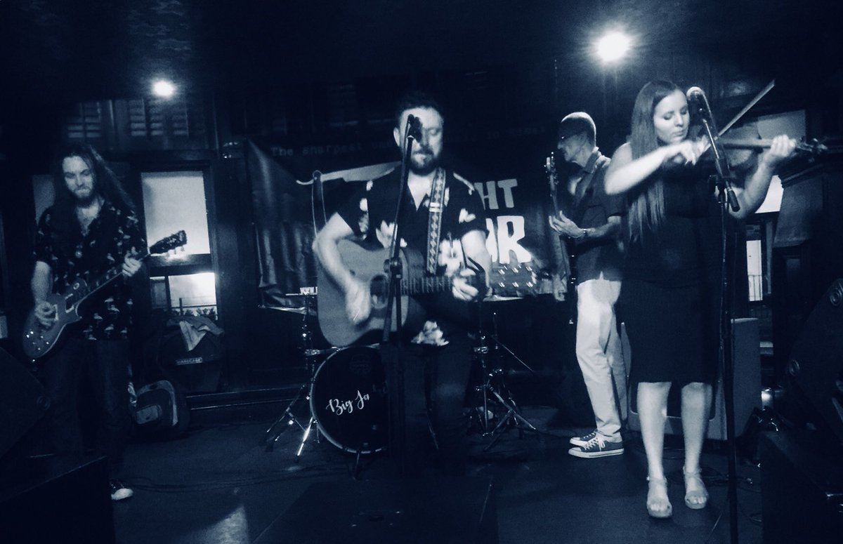 Had fun last night playing at The Haystack with <a href="/MichaelDarrah/">Michael Darrah</a> and Ren Stedman (photo by Ren 📸)
#music #band #violin #guitar #drums #bass