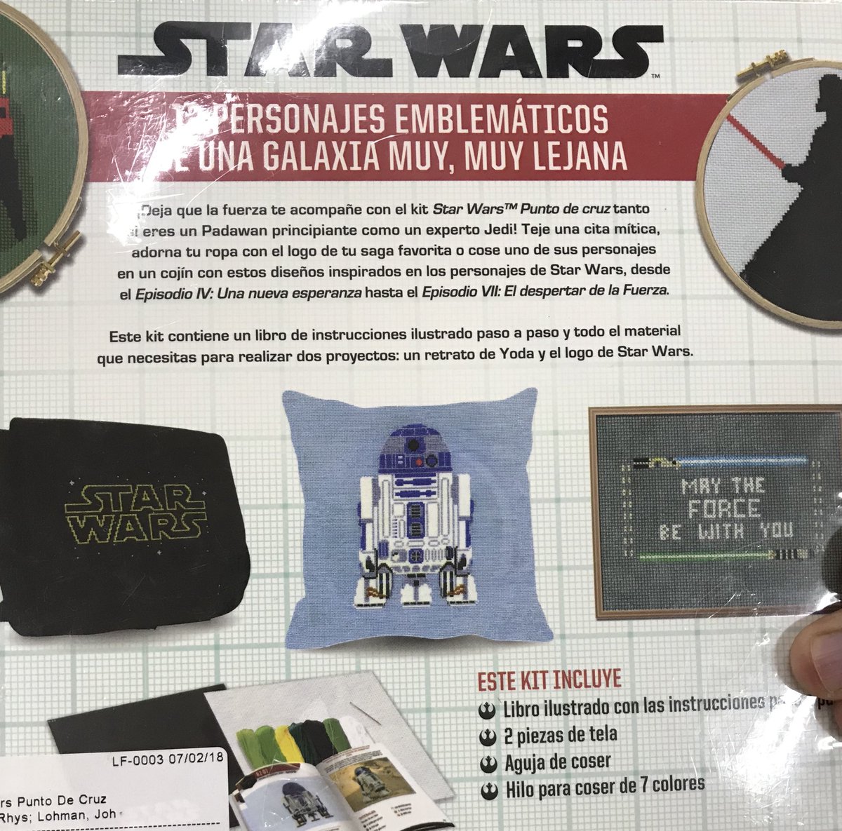 enrimora's tweet photo. Sí, existe. #starwars #puntodecruz https://t.co/aMWhWZhFjr