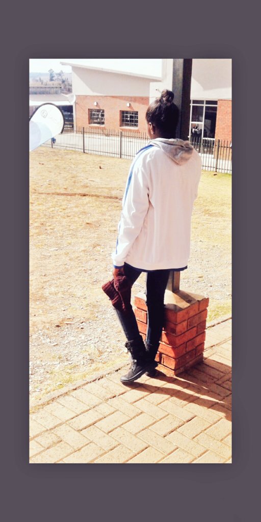Khutso_Motlouts's tweet photo. How can I be afraid of the storm when I'm the storm🌷
Yes the future is uncertain and I'm not afraid because I'm the future♥
#Black_princess https://t.co/uQezWCSAGq