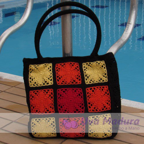 Uva_Madura's tweet photo. #Bolso #Handbag #CrochetBolso #CrochetHandbag #Ganchillo #Crochet #HechoaMano #Tejido #Moda #ropacreativa #Handmade #Fashion #style #örgü #knit #Usefulart #Crafts #handknit #creativelinen https://t.co/kW6G6zRGsE
