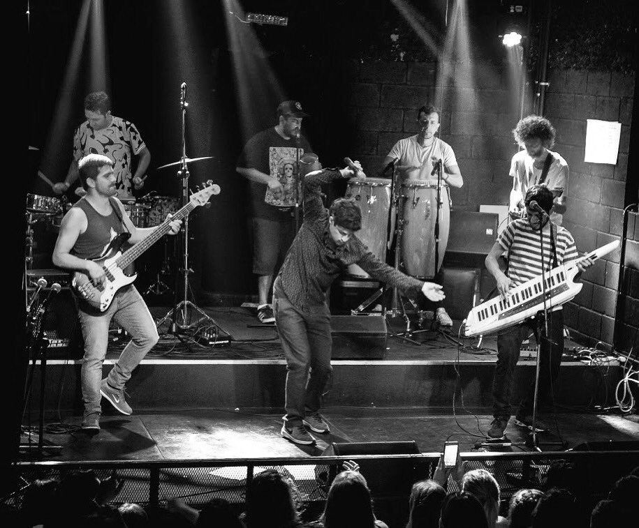 Listoooooosss para bailar hasta el lunes!!!!
Hoy se arma la #fiesta en <a href="/ccmatienzo/">SunDog</a>  junto a <a href="/OrkestaSanBomba/">Orkesta San Bomba</a> !  !