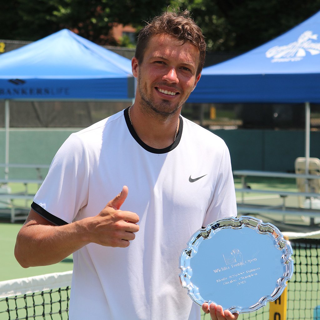 WichitaTennis's tweet photo. Congratulations to Evgeny Karlovskiy for winning the 2018 Wichita Tennis Open singles title. He defeated Aleksandar Vukic 6-4, 6-4 to claim the title. #WTO2018 #USTAProCircuit #tennis #summer #love #wichita #itf #usta https://t.co/q50dsfyEXi
