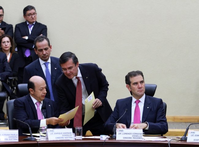 Instituto Electoral destaca transparencia y certeza en comicios holaqroo.com/2018/07/08/ins… vía <a href="/Hola_QRoo/">Hola Quintana Roo</a>