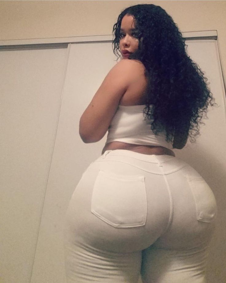 Big booty screaming messy