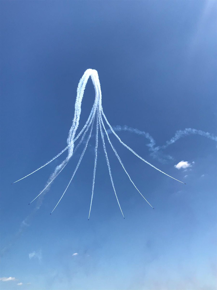 rossharrison81's tweet photo. @RAFRed1 Pics from my brother at Silverstone today! Good strong #smokeongo https://t.co/ixYESz7SNb