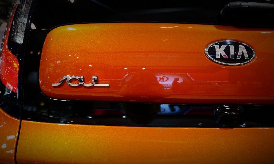 KiaCanada's tweet image. "Kia’s charming little box ticks all the right boxes." Read the full review by @carpages of our 2018 #KiaSoul SX Turbo.

carpagesgarage.ca/2018/06/22/201…