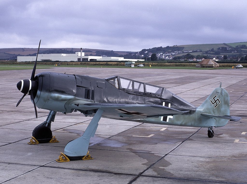 ron_eisele's tweet photo. Focke Wulf FW 190 Trainer https://t.co/kfZEBnvgVW