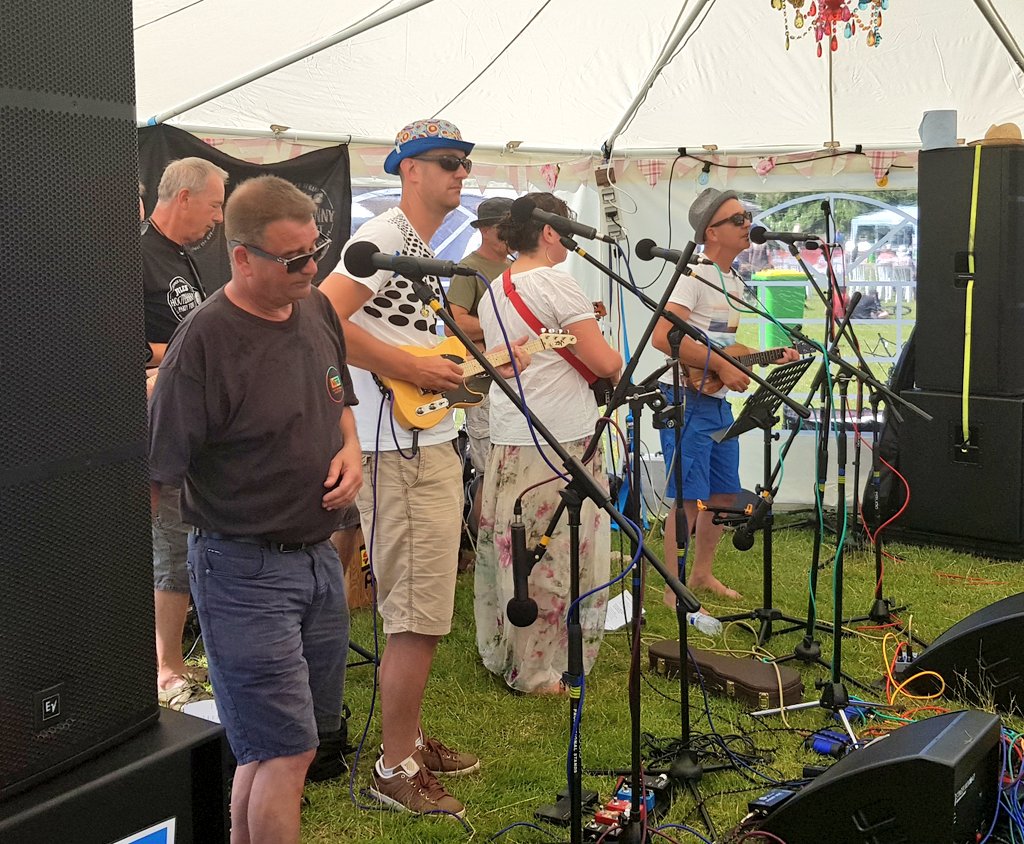 Loved your new song today!! <a href="/splinteredukes/">Splintered Ukes</a> <a href="/Summer_Strum/">Summer Strum</a>