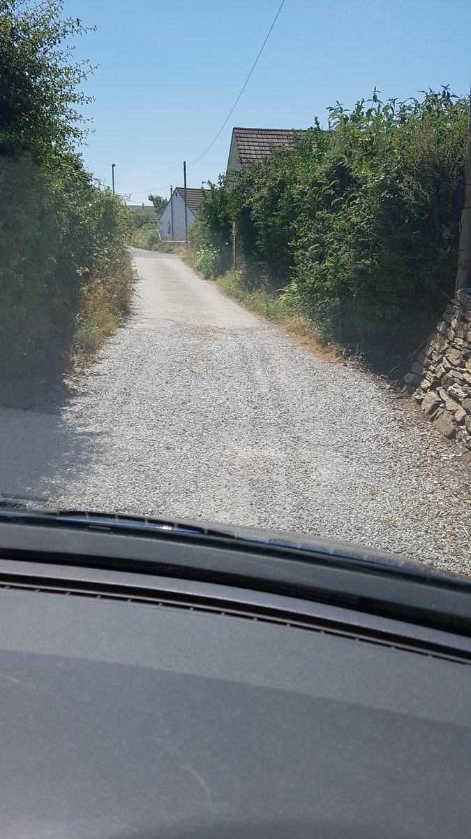 _jasonwilliams's tweet image. Well done to the @BiffaService driver today, actually managed to wheelspin on our gravel. Not sure you can teach that driving skill but he nailed it #privateroad #newgravelplease