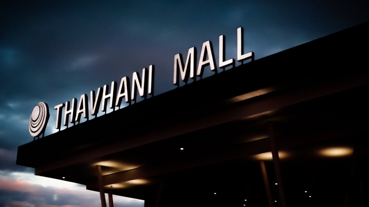 Mudau1mulweli's tweet photo. "Start where you are. Use what you have. Do what you can." - Arthur Ashe

Just a casual photographer doing what I love!
#vendangamadekwana
#goatshot🐏
#quotingstrangers
#ThavhaniMall https://t.co/hFL3uz2fDp