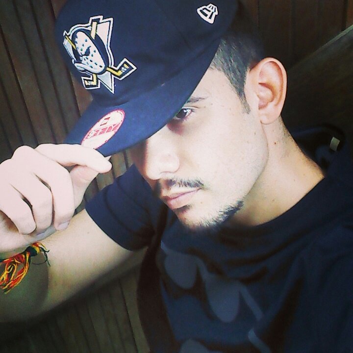 renatorojr's tweet photo. #NewProfilePic https://t.co/0nL55H6Cbf