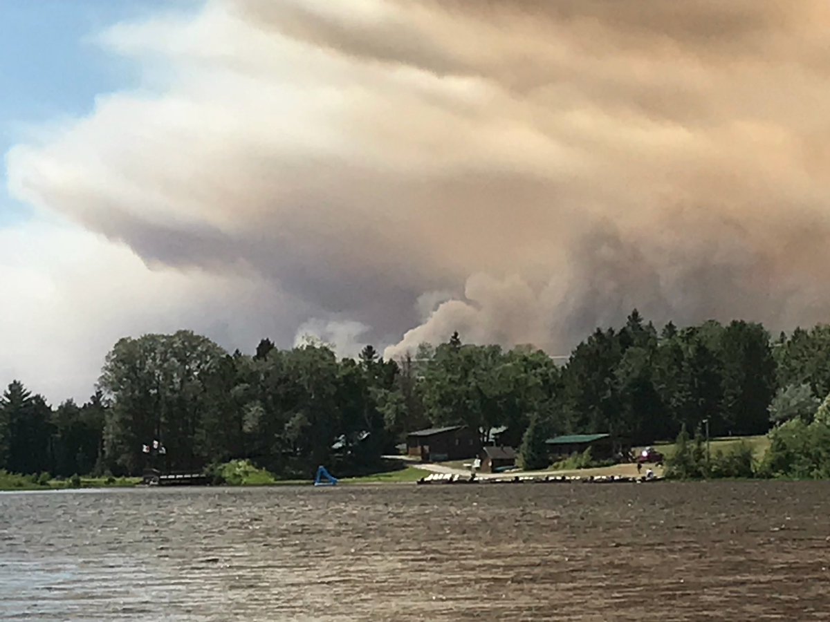 sunvista1's tweet photo. Forest fire northwest of Marten River https://t.co/OeXnjbpdNG