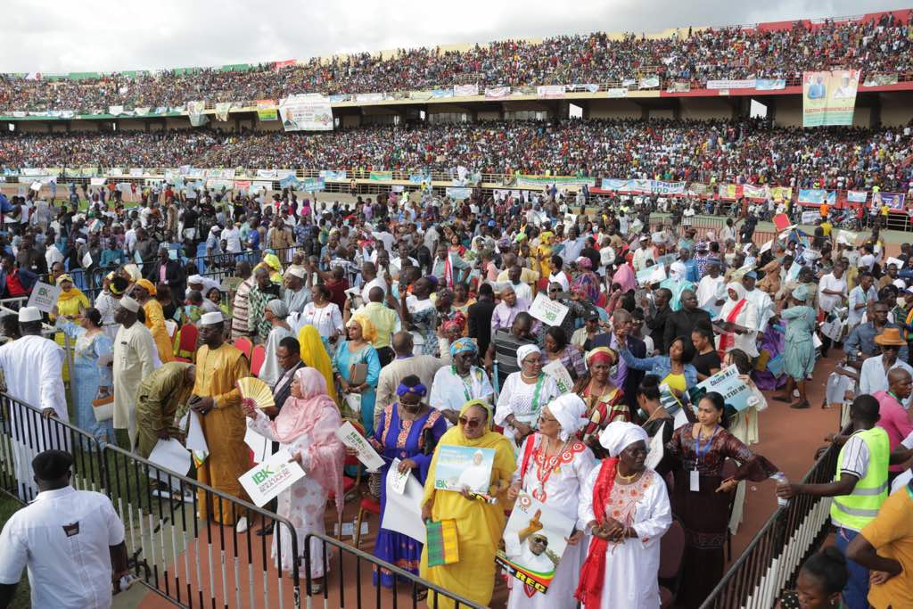 RPM_MALI's tweet photo. COMME EN 2002, 
COMME LE 7 JUILLET 2013
CE DIMANCHE 8 JUILLET 2018
C'EST STADE 26 MARS ARCHI-COMBLE POUR IBK https://t.co/aHj9HUnI7Z