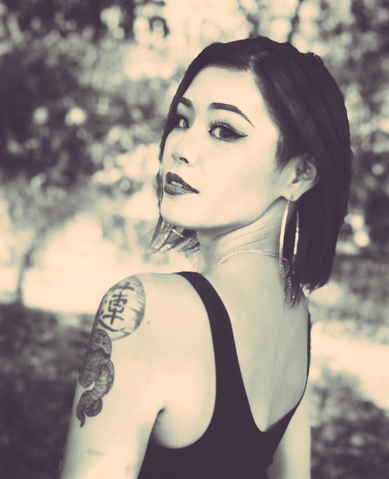 تويتر チカーナ البحث في تويتر