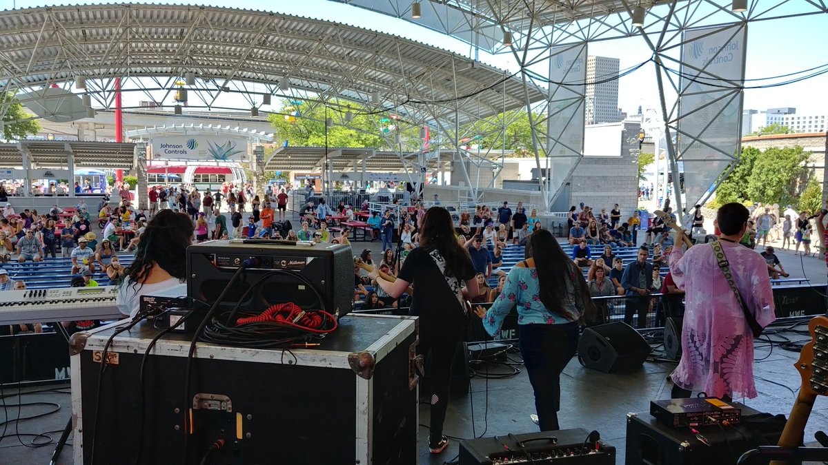 Our last day playing @Summerfest in Milwaukee, the world's largest music fest was a blast. Wanna have your kid learn how to play on stage and possibly tour? Contact our studio today. #SoROnTour