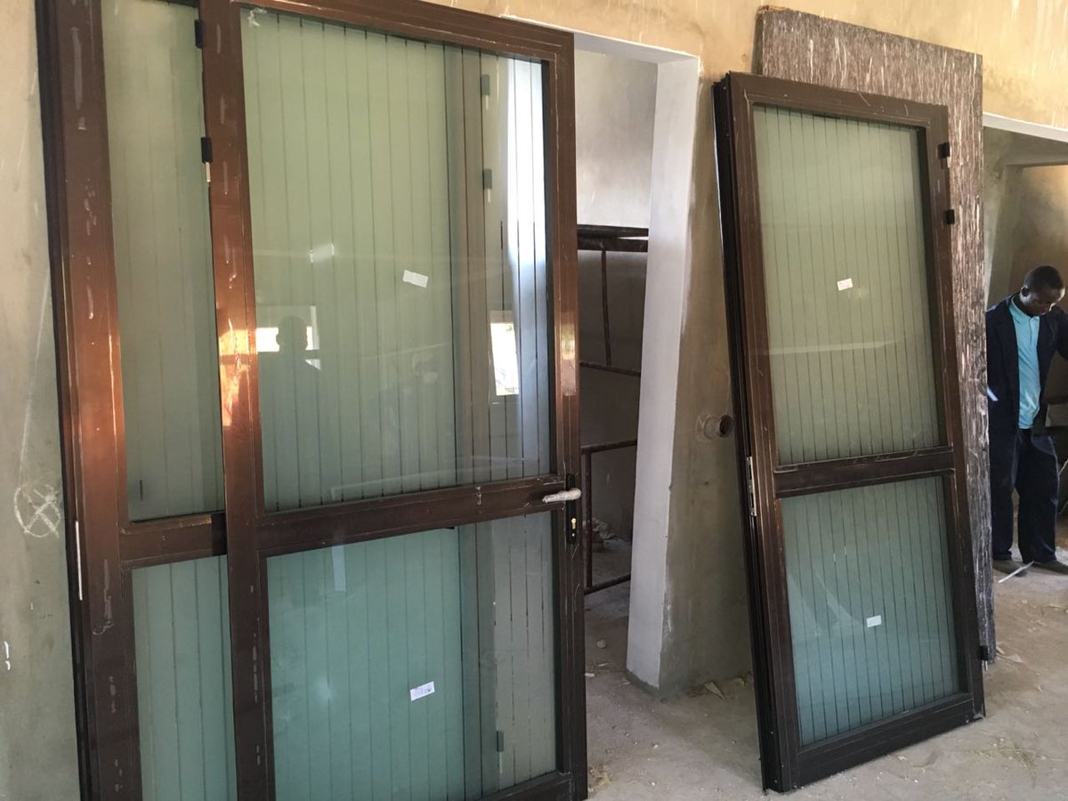 ProjectMoz's tweet image. Work at Casa Valerio is coming on!
Thanks to all our supporters that are helping make this happen.
🇲🇿