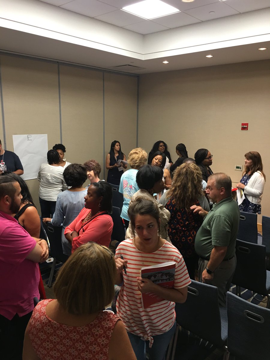 MicroSociety's tweet photo. The start of a beautiful thing. Connections being formed with the newest members to the #MicroFamily at today's newcomer orientation. #MicroCon2018 #MicroAgentsofChange #WeAreFamily #WarmWelcome https://t.co/GVk9cv9ynL