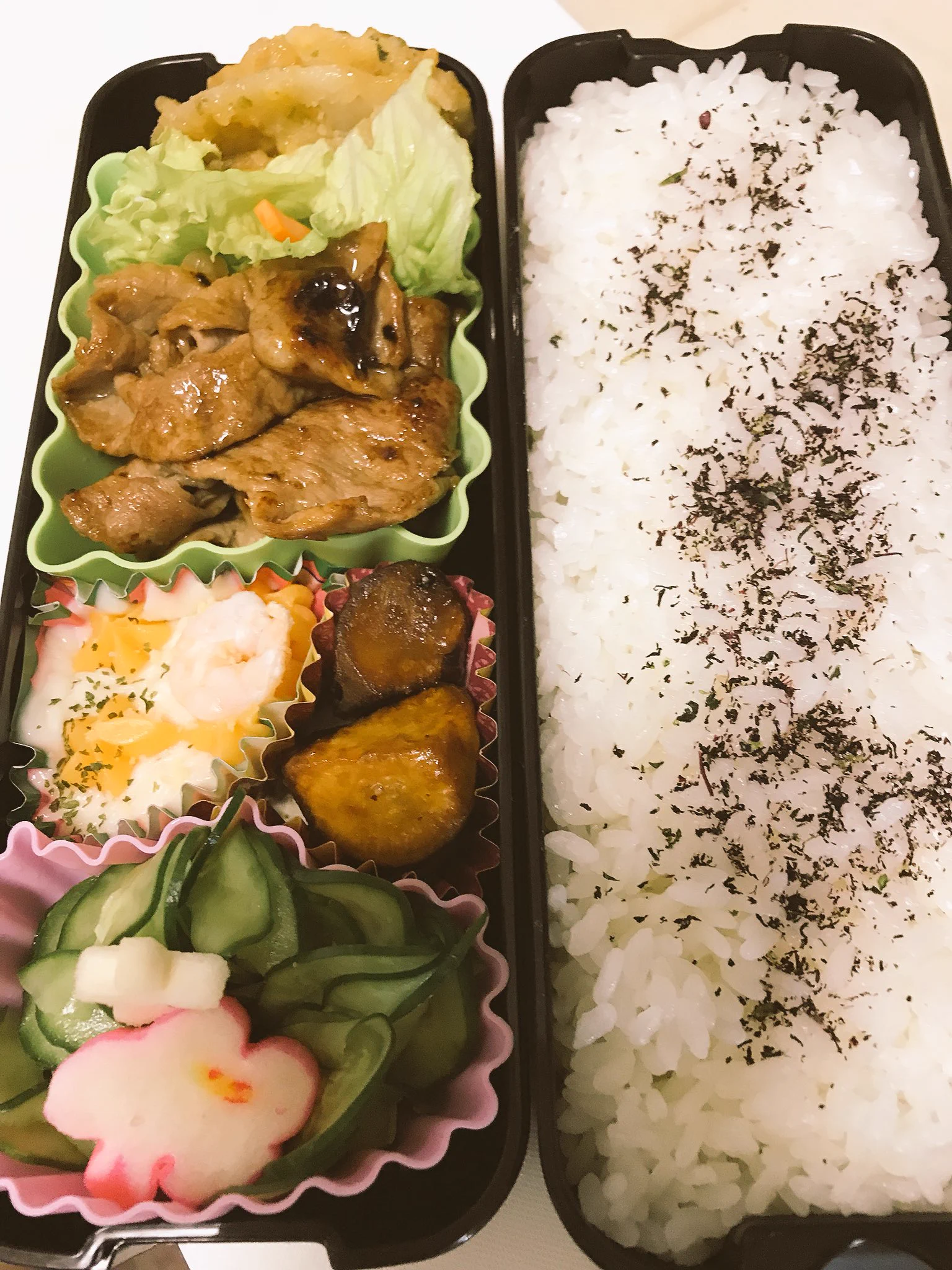 これは使える！お弁当の汁物の下に麩を入れると汁が漏れ出ないのでオススメ！