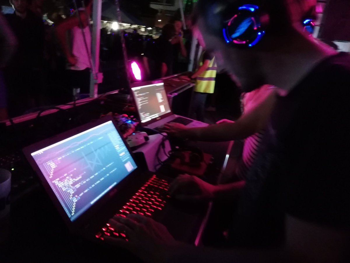 svdk_svdk's tweet photo. Edgenight live coding evening lineup with evil Pony / ZBDM / SVDK #sonicpi #Arduino #edgenight #laserharp https://t.co/HRgM5Q210r