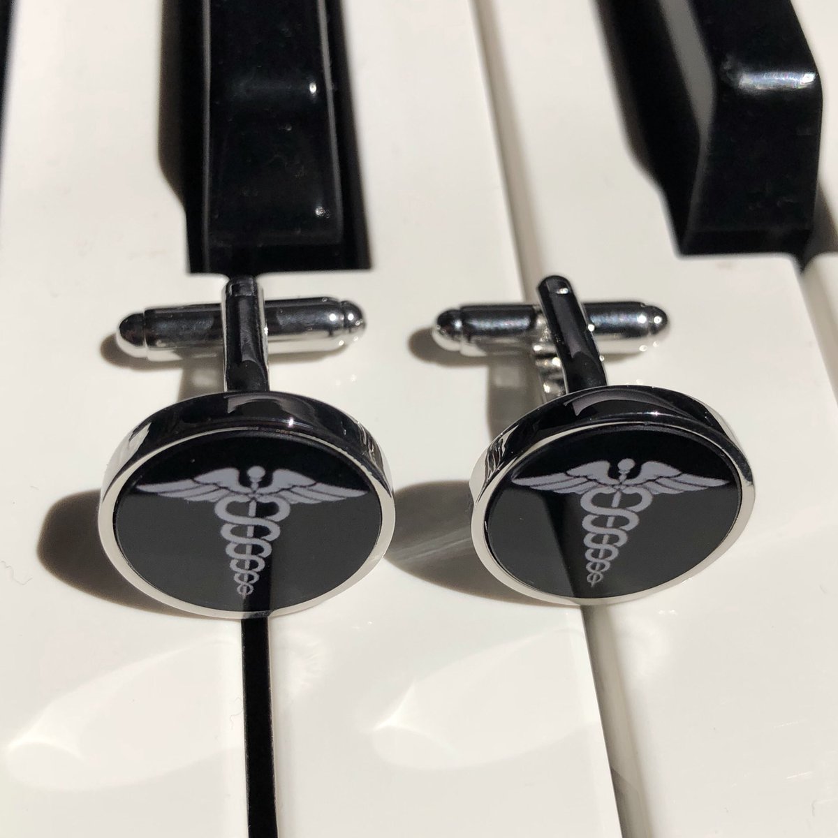 OakmontCufflink's tweet photo. Our Medical Medici Cufflinks. Perfect gift for the doctor in your life: 
https://t.co/GhWCZd5v6p
#cufflinks #wedding #weddingplanning #suitandtie #dapper #groom https://t.co/hId2VmgX2p