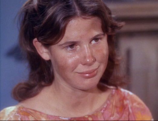 Happy TOSS Birthday to grup Kim Darby! 